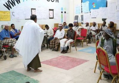 " فينا الخير" تُنظِّم ندوة توعية بالمهرة حول أداء مناسك العمرة (صور)