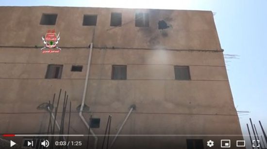 قصف حوثي يستهدف منزل مواطن في حيس بالحديدة (فيديو) 