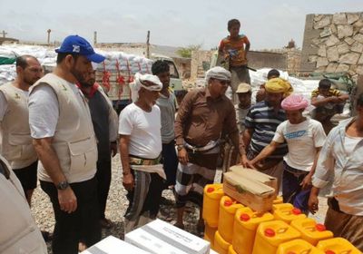 الإمارات تقدم مساعدات ضخمة لأهالي جزيرة سقطرى