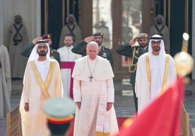 نائب لبناني يدعو البابا فرنسيس إلى زيارة بلاده