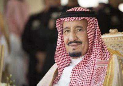 في عمر الـ 3 سنوات.. صورة نادرة لملك السعودية