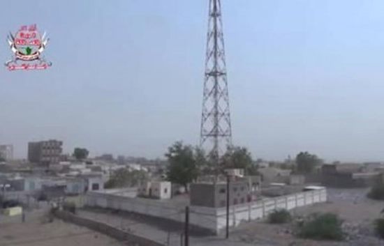 بقذائف الدبابات والمدفعية.. المليشيات تواصل استهداف مدينة التحيتا بالحديدة&nbsp;