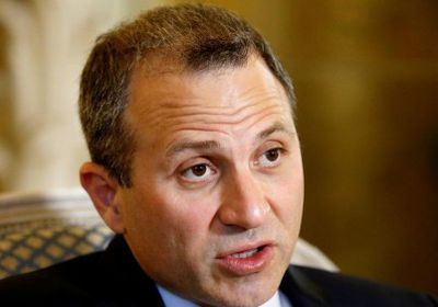 وزير خارجية لبنان يرفض دمج السوريين على أرضه  