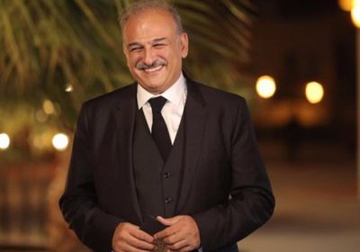 النجم السوري جمال سليمان يعتذر عن مسرحية " الأرض "