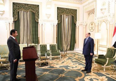 محافظ شبوة يؤدي اليمين الدستورية.. وهادي يصدر توجيهات جديدة له