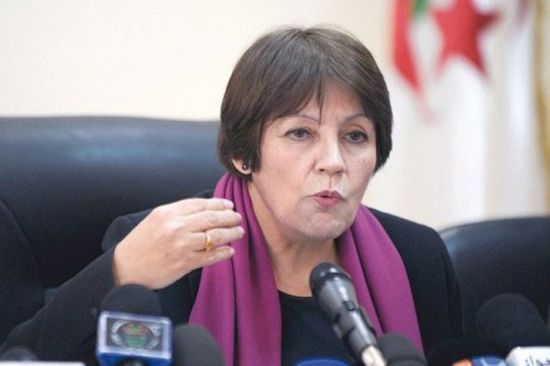 وزيرة التعليم بالجزائر: المدارس ليست مكاناً للصلاة