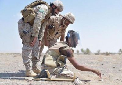 الحوثي يوّعي بمخاطر الألغام.. يقتل القتيل ويمشي في جنازته!