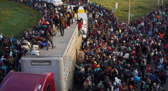 "ترامب" يطالب الرئيس الجمهوري بتوفير 5.7 مليارات جنيه لبناء الجدار الحدودي