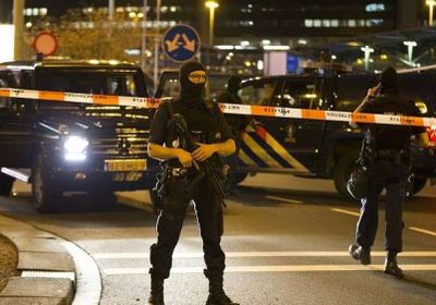 الشرطة الهولندية تطلق النار على شخص بالقرب من البنك المركزي 