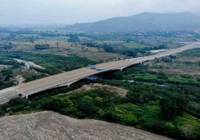 الجيش الفنزويلي يمنع دخول مساعدات دولية نسق لها "غوايدو"