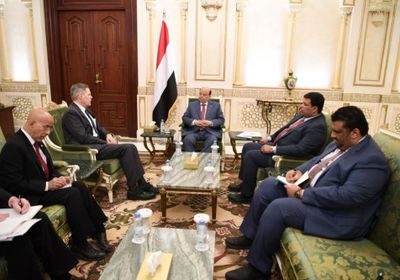 تفاصيل لقاء الرئيس هادي والسفير الأمريكي باليمن