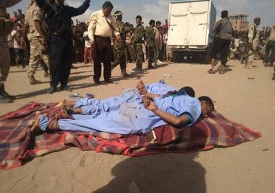 لحظة إعدام قاتلي "طفل البساتين" رميًا بالرصاص (فيديو)