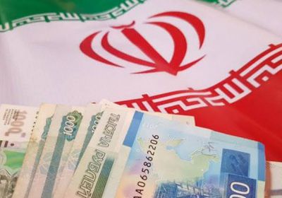 سياسي: إيران تعيش في مأزق مالي كبير