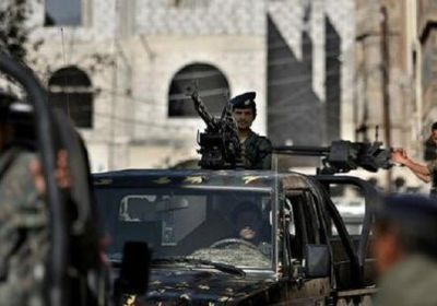بالانتحار أو الانشقاق.. العناصر الأمنية بصنعاء تواصل الهروب من الحوثي