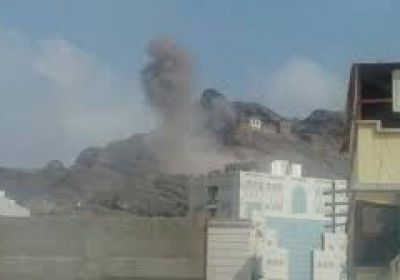 انفجار هائل بالقرب من أحد مراكز الشرطة في عدن