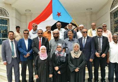 المجلس الانتقالي يضع خطة لتحرير مدينة مكيراس بإسناد من التحالف