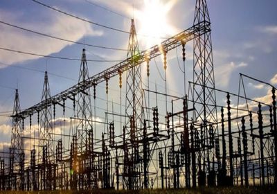 العراق تبدأ تسديد ديونها المتراكمة من الكهرباء لإيران