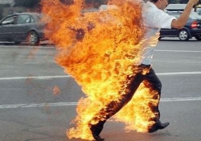 بسبب أزمة المعيشة.. مصرع لبناني بعد إضرام النار في نفسه