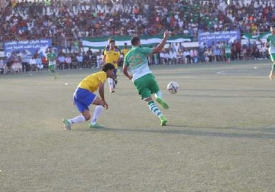 الشعلة يفوز على الوحدة في مفتتح دوري طيران بلقيس لأندية عدن