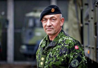 مايكل لوليسغارد يصل العاصمة عدن 