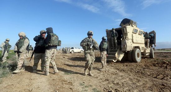 واشنطن تدفع بتعزيزات عسكرية على الحدود العراقية السورية