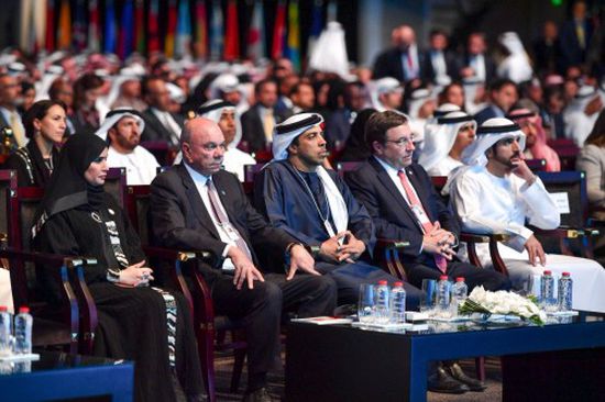 بن راشد: منصة واحدة تجمع 140 حكومة لمناقشة المستقبل