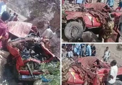 مصرع أربعة من أسرة واحدة بحادث مروع في إب