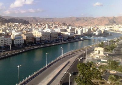 "هيئة الأراضي" بحضر موت تحيل مجموعة من النصابين لمباحث الأموال العامة