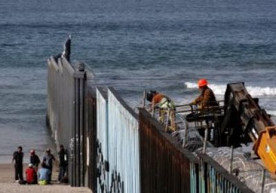 تأزم المحادثات الحزبية لحل الخلاف الأمريكى بشأن جدار المكسيك