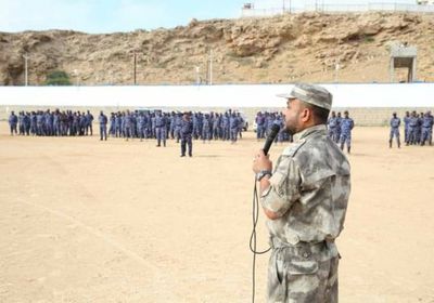 مدير الأمن بساحل حضر موت يزف بشرى سارة لرجال الشرطة