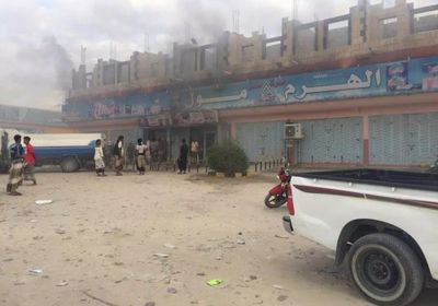 حريق في مخزن محل تجاري بالشحر 