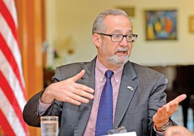 سفير أمريكي: لا توجد انفراجة قريبة في أزمة قطر