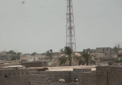 مليشيات الحوثي تقصف مواقع "العمالقة" في التحيتا والفازة بالحديدة