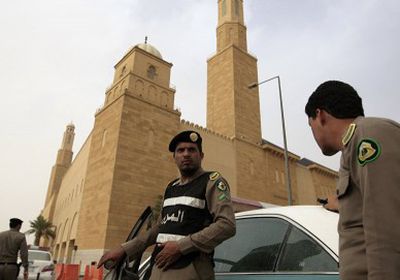 بسبب المواد المخدرة..  الخارجية المصرية تحذر رعاياها المسافرين أو المقيمين بالسعودية