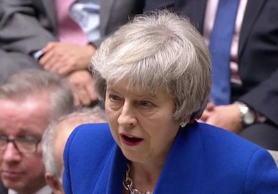 رئيسة وزراء بريطانيا تستعد للرحيل الصيف القادم