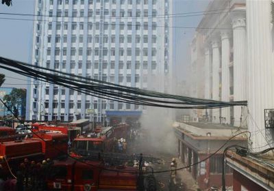 مقتل 17 شخصاً بحريق فندق في نيودلهي الهندية