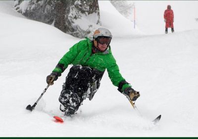 صحفي بريطاني يتحدى الإعاقة التي سببها له الإرهاب الأعمى