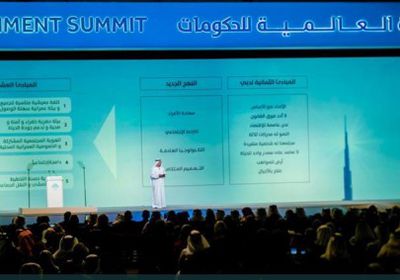 الحارثي يدعو الإعلاميين إلى الاستفادة من تجربة الإمارات