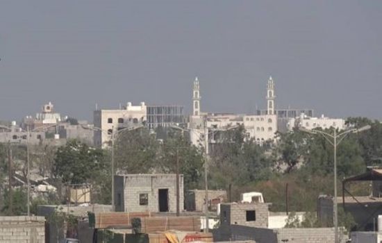 مليشيات الحوثي تواصل خرق الهدنة في الحديدة وتقصف مواقع العمالقة 