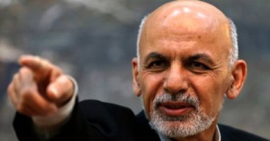 الرئيس الأفغاني يقرر إقالة رئيسي وأعضاء اللجنتين المعنيتين بالانتخابات
