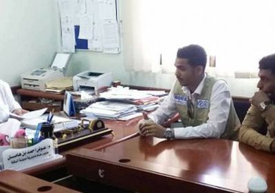 بـ"النقد مقابل العمل".. نظافة شوارع المكلا بطول نحو 8 كيلومترات يوميًا