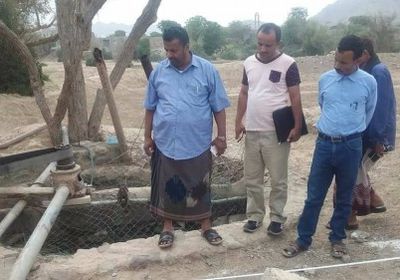 مدير عام مديرية ردفان يتفقد بعض المشاريع الجديدة في شعب الديوان والجدعاء (صور) 