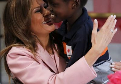 ميلانيا ترامب تحتفل بالفلانتين على طريقتها الخاصة (صور)