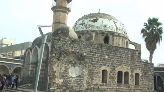 فلسطينيون يتصدون لتهويد مسجد "البحر" بطبريا المحتلة