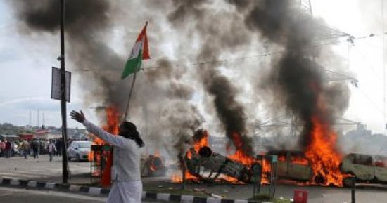 الهند تفرض حظر التجول في جامو خوفا من وصول الاحتجاجات لها