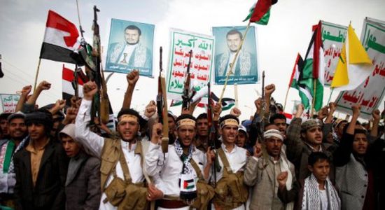 دبلوماسي سابق يُهاجم الحوثي وحزب الله (تفاصيل)