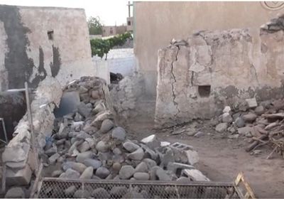 المدنيون ضحايا القصف الحوثي على منازل المواطنين في الحديدة (فيديو)