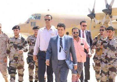 محافظ المهرة يعود من زيارة السعودية بجملة من المشاريع التنموية