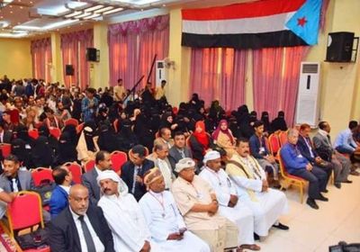 عسكر: انعقاد الدورة الثانية للجمعية الوطنية بحضرموت يدل على تمدد المجلس الانتقالي