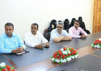 رئيس جامعة سيئون يناقش سبل النهوض بمستوى الأداء الوظيفي (صور)